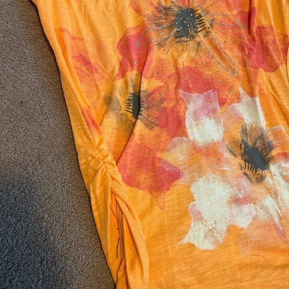 Bundle of 4 Women’s Short Sleeve Tops Floral Cold Shoulder Linen Ruched Size M - Picture 4 of 15